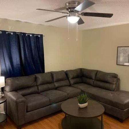 Charming 1-Br Upstairs Apartment Near Fort Sill! Lawton Exterior photo